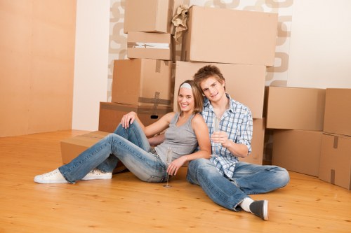 Packing boxes and moving materials for Bermondsey home and office moves